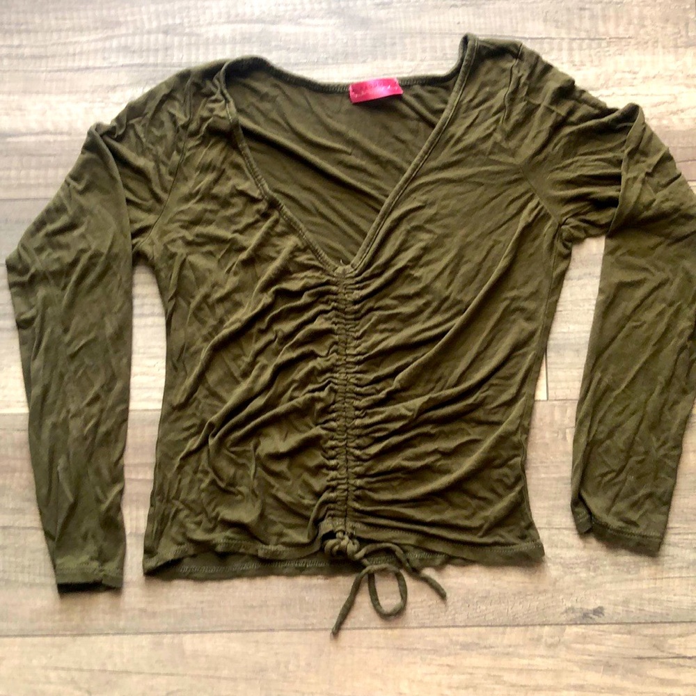 Olive geek scrunch crop top, size M.